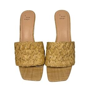 A New Day Womens Tan Woven Raffia Kitten Heel Mules Square‎ Toe Sandals Size 9.5